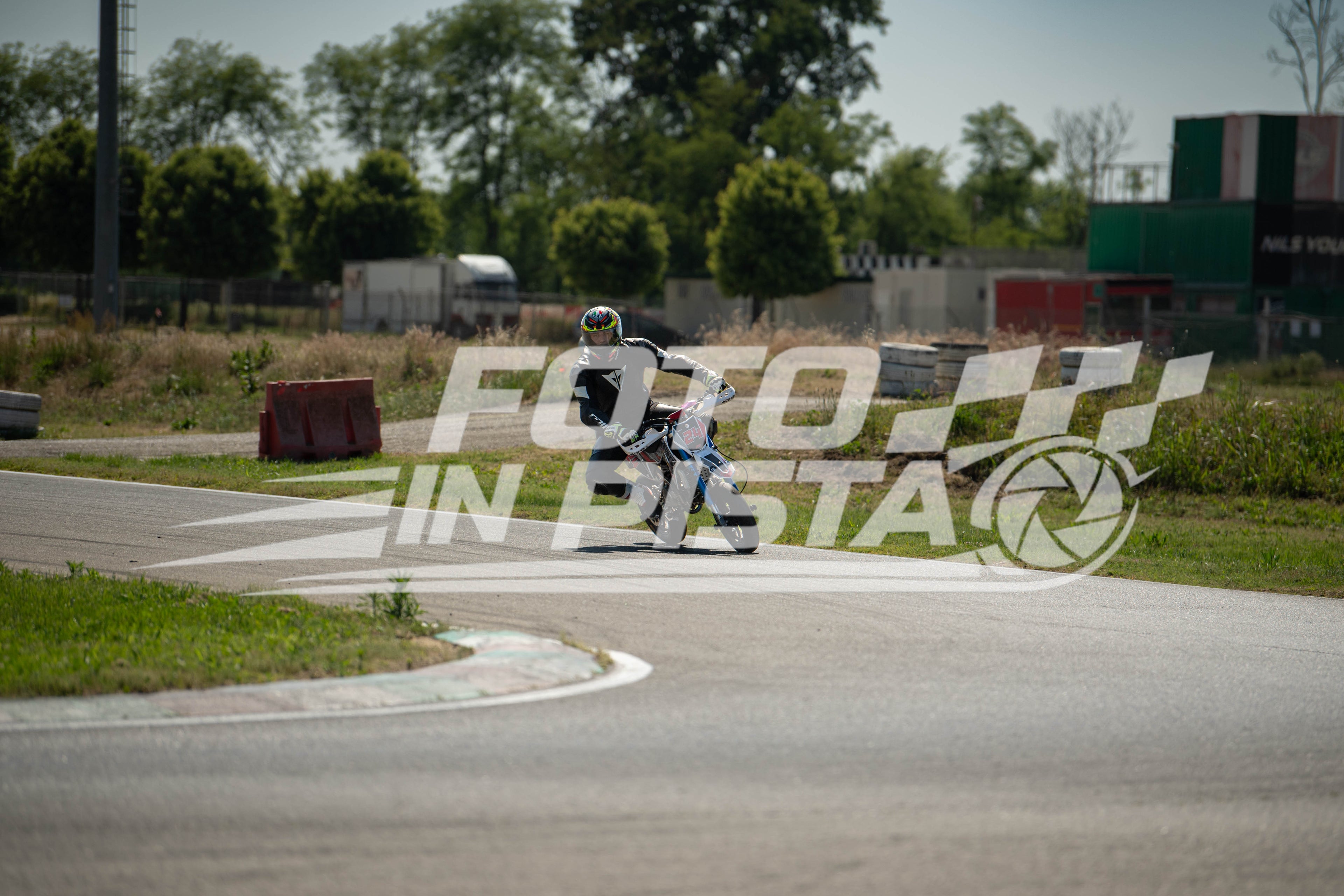 Pitbike 22.05 - Photo 001