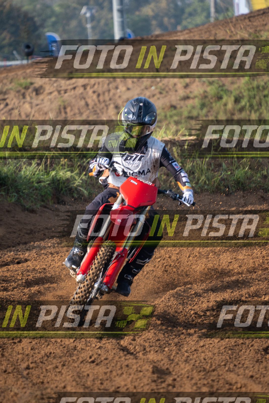 EICMA 19-09 09:00-10:00 · ALE00012