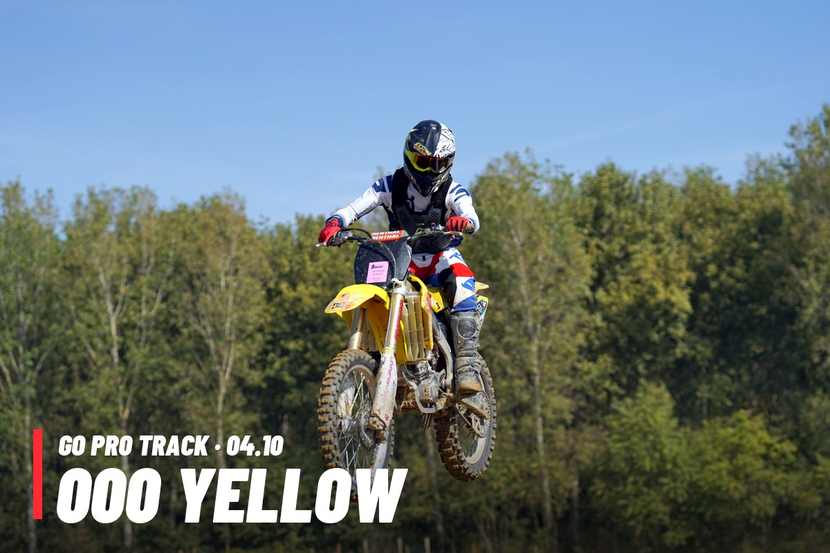 000 YELLOW · 0 PACCHETTO – tutte le tue foto del 04/10