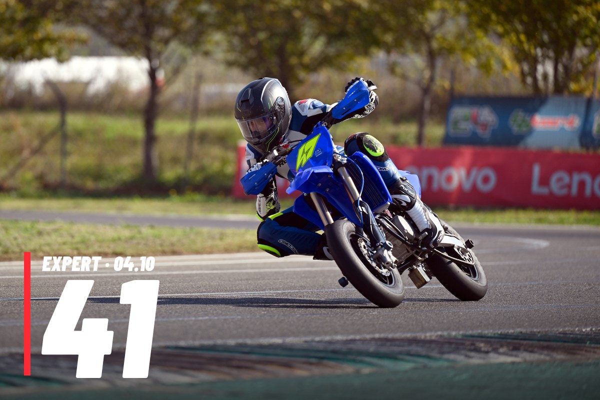 EXPERT 41 · 0 PACCHETTO – tutte le tue foto del 04/10