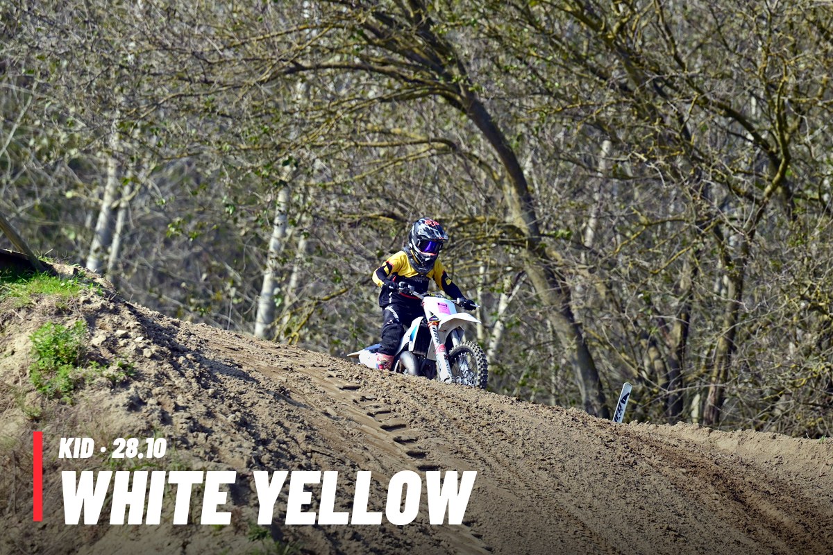 KID WHITE YELLOW · 0 PACCHETTO – tutte le tue foto del 28/10