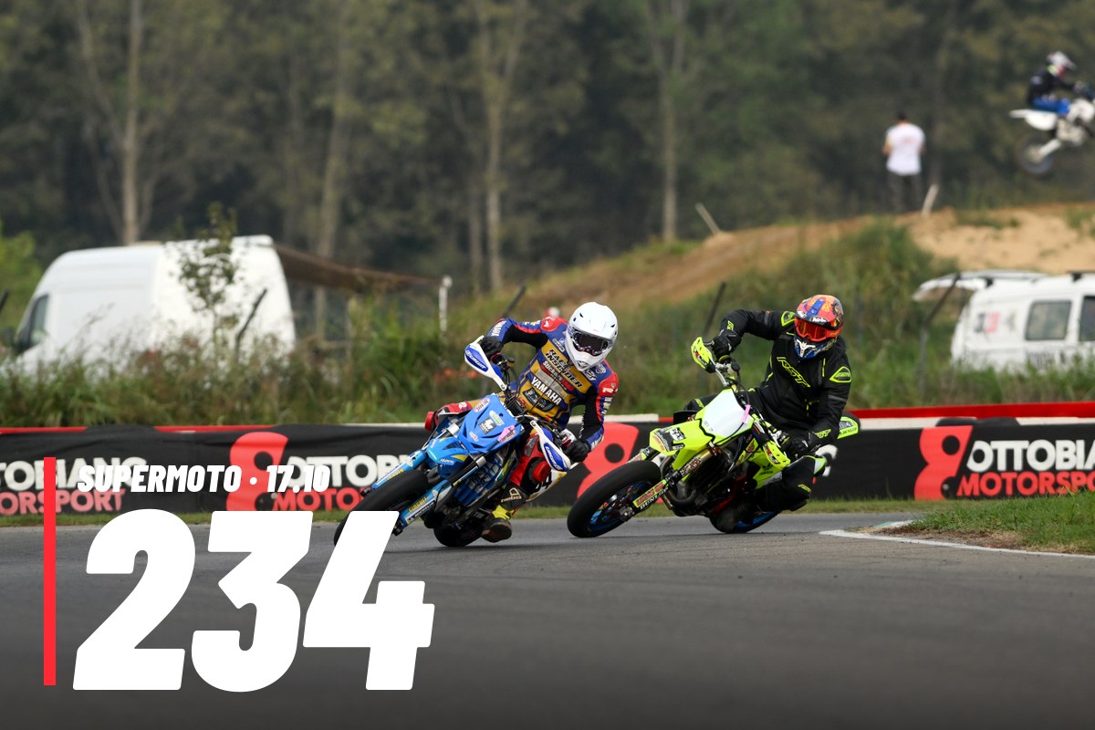 SUPERMOTO 234 · 0 PACCHETTO – tutte le tue foto del 17/10