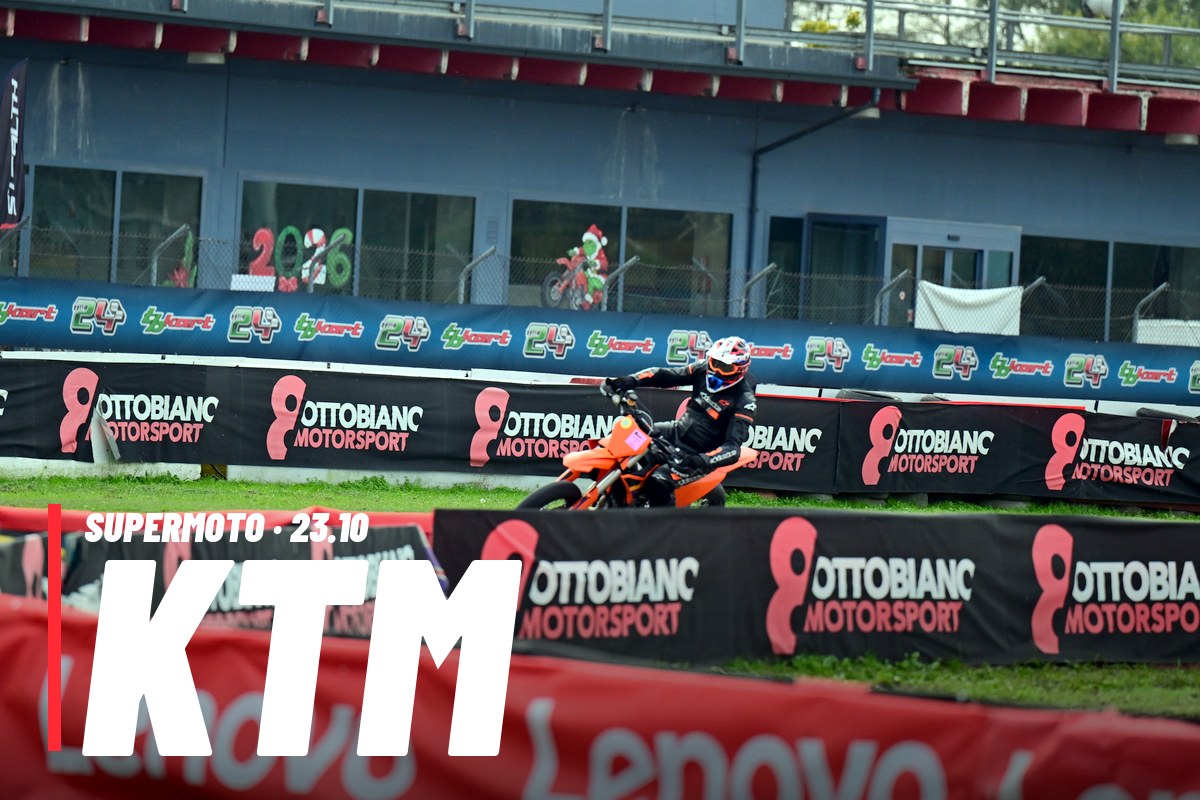 SUPERMOTO KTM · 0 PACCHETTO – tutte le tue foto del 23/10
