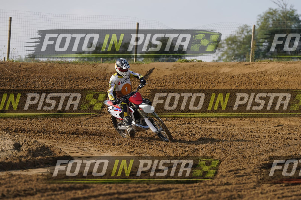 EICMA 19-09 09:00-10:00 · DOR04123