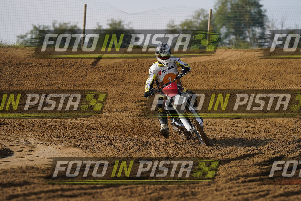 EICMA 19-09 09:00-10:00 · DOR04127