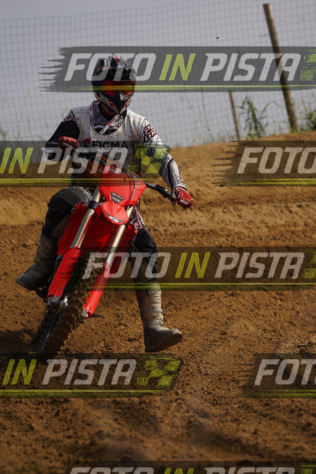 EICMA 19-09 10:00-11:00 · DOR05679