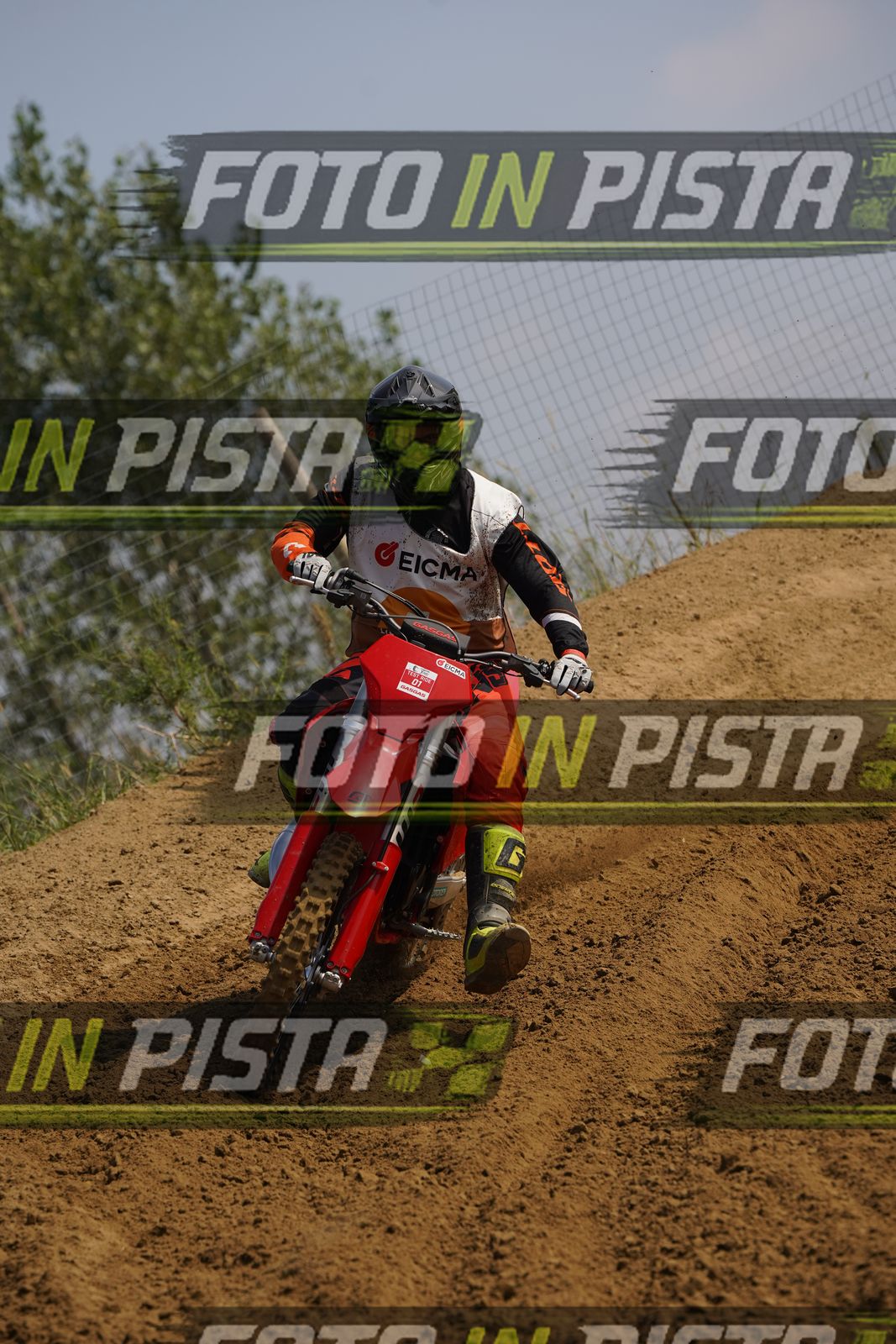 EICMA 19-09 11:00-12:00 · DOR06811