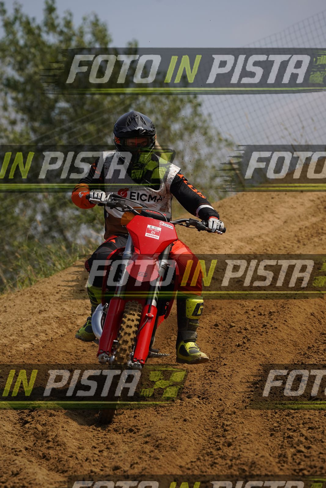 EICMA 19-09 11:00-12:00 · DOR06813