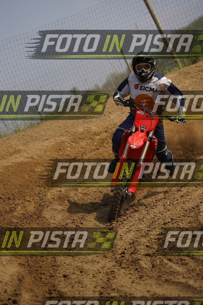 EICMA 19-09 11:00-12:00 · DOR06867