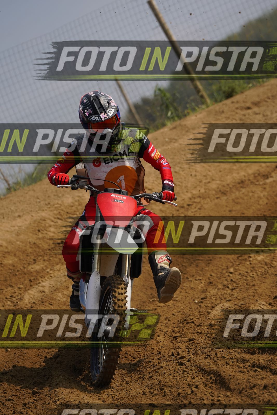 EICMA 19-09 11:00-12:00 · DOR06913