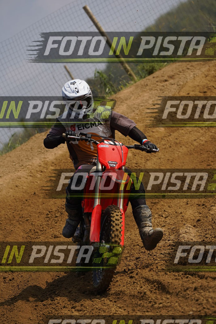 EICMA 19-09 11:00-12:00 · DOR06951