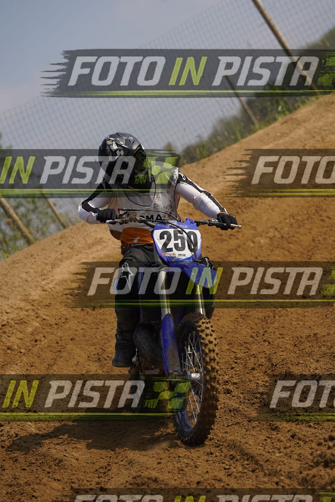 EICMA 19-09 11:00-12:00 · DOR06966