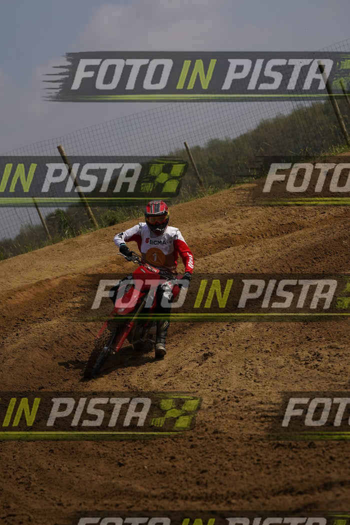 EICMA 19-09 12:00-13:00 · DOR07766