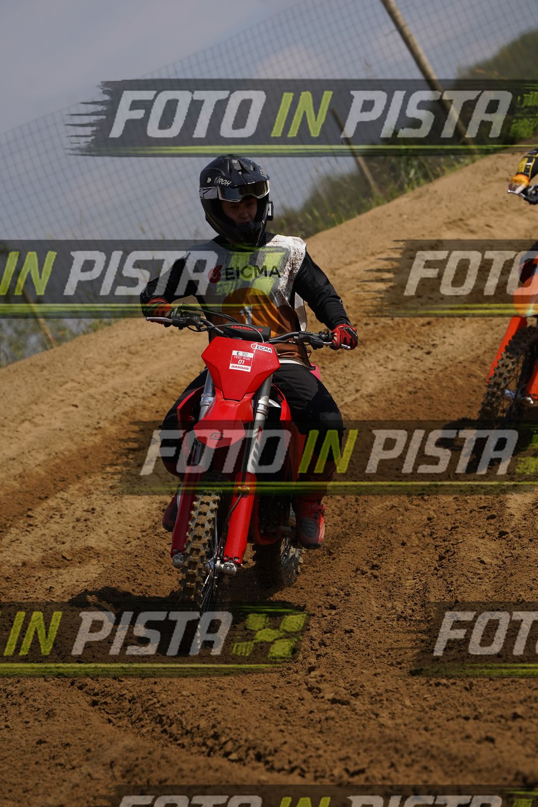 EICMA 19-09 12:00-13:00 · DOR08366
