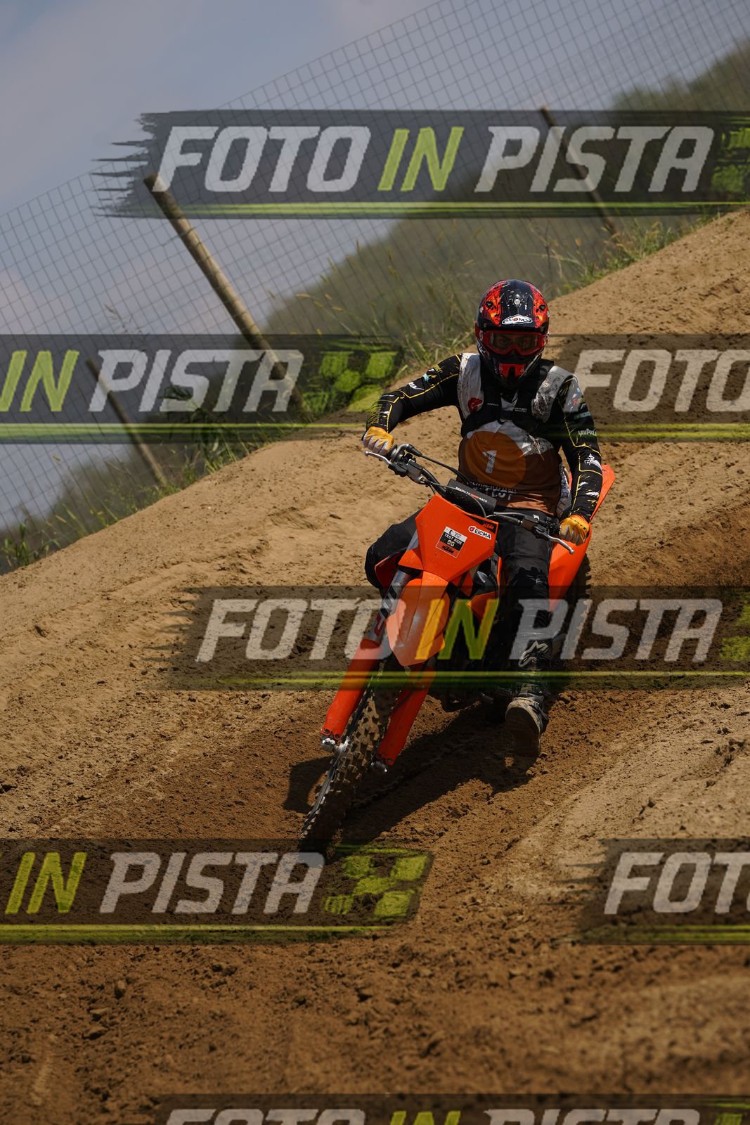 EICMA 19-09 12:00-13:00 · DOR08439
