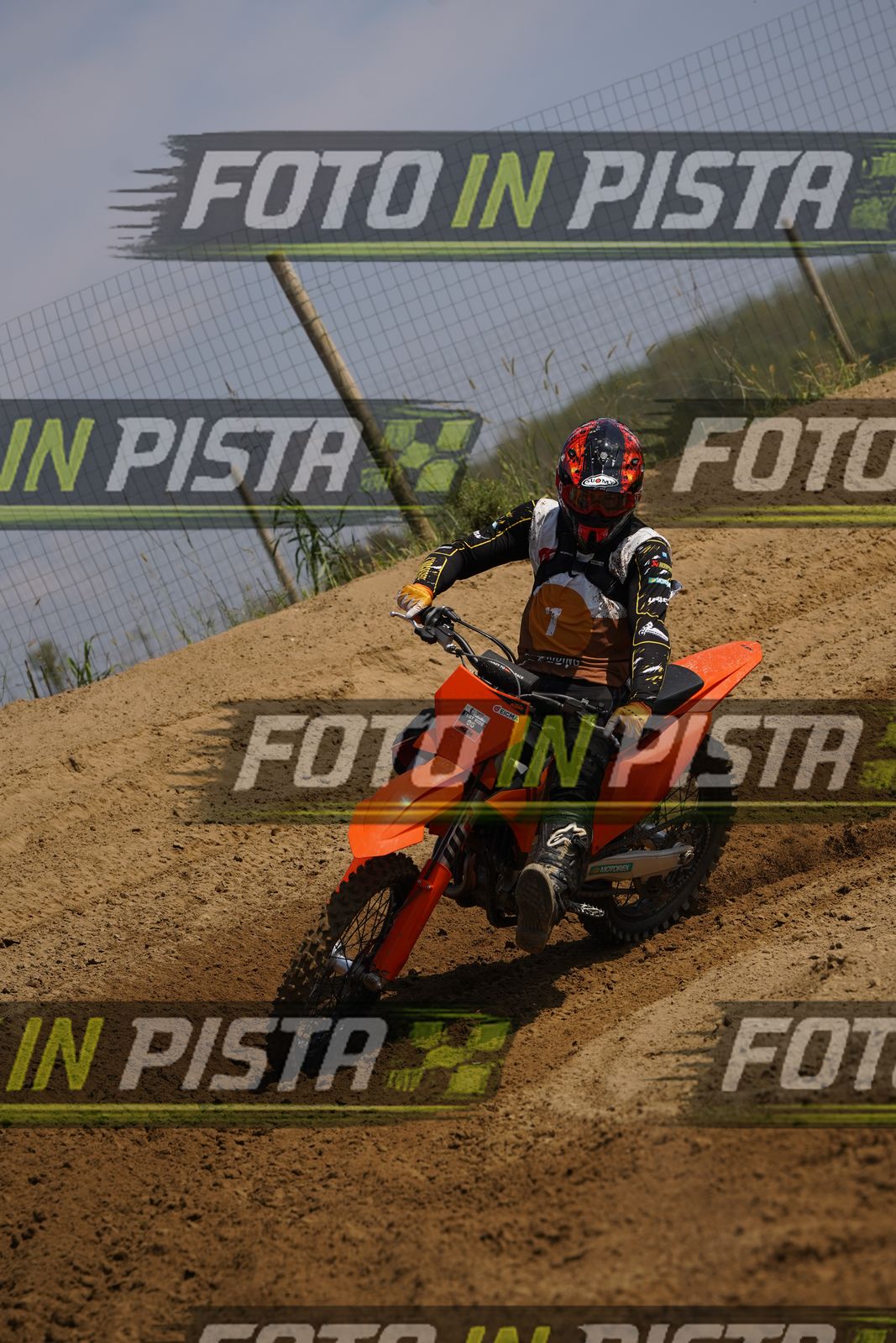 EICMA 19-09 12:00-13:00 · DOR08553