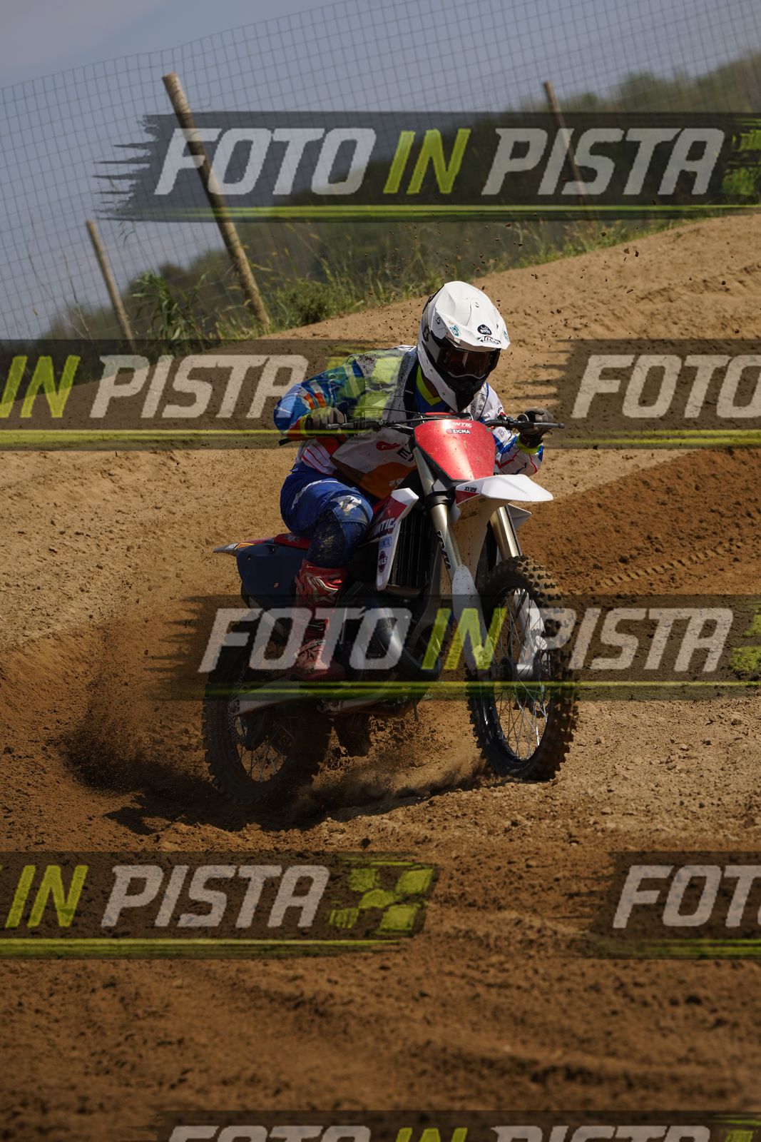 EICMA 19-09 12:00-13:00 · DOR08694