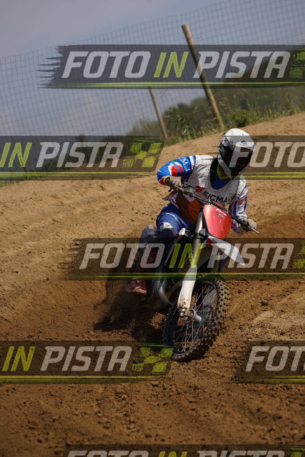 EICMA 19-09 12:00-13:00 · DOR08735
