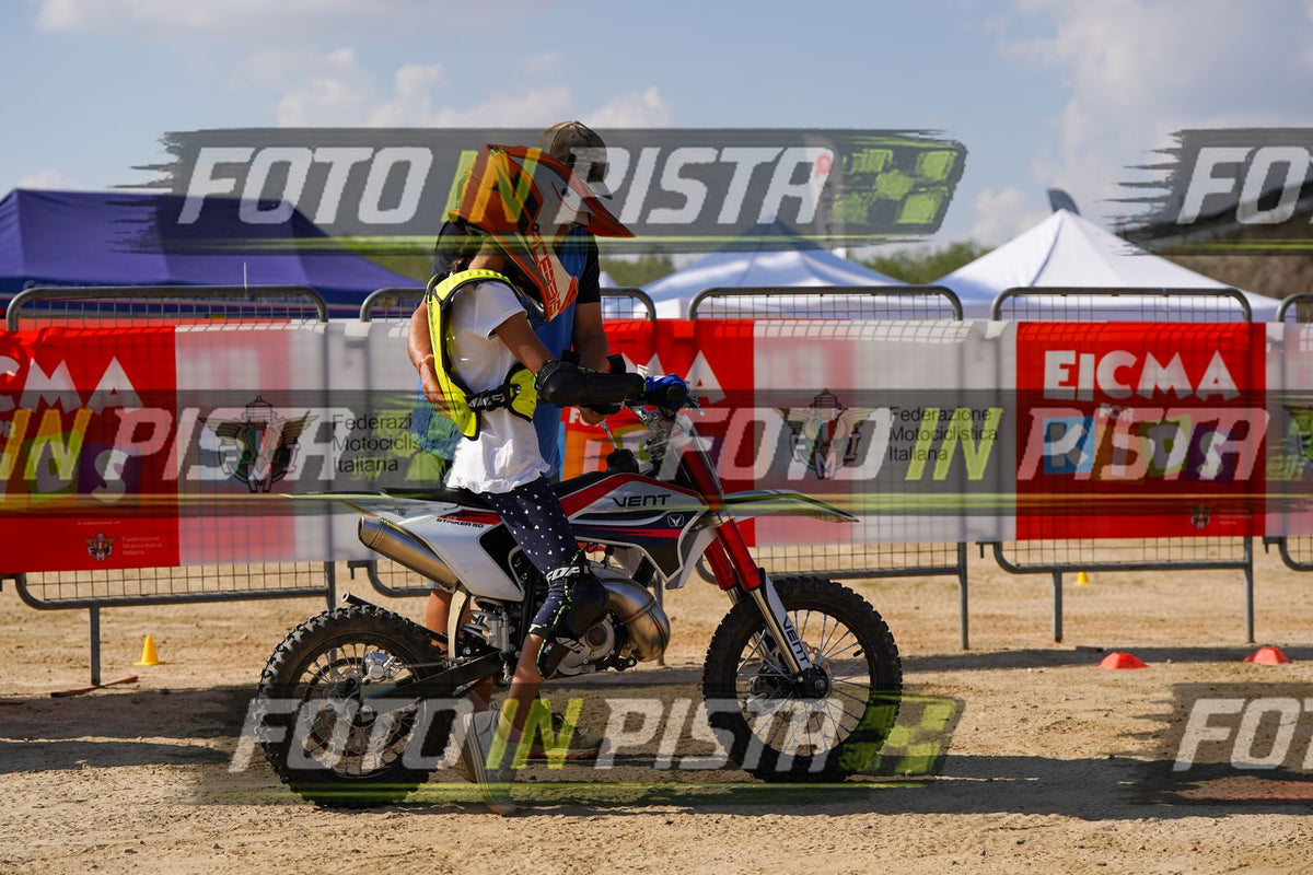 EICMA 19-09 15:00-16:00 · DOS00003