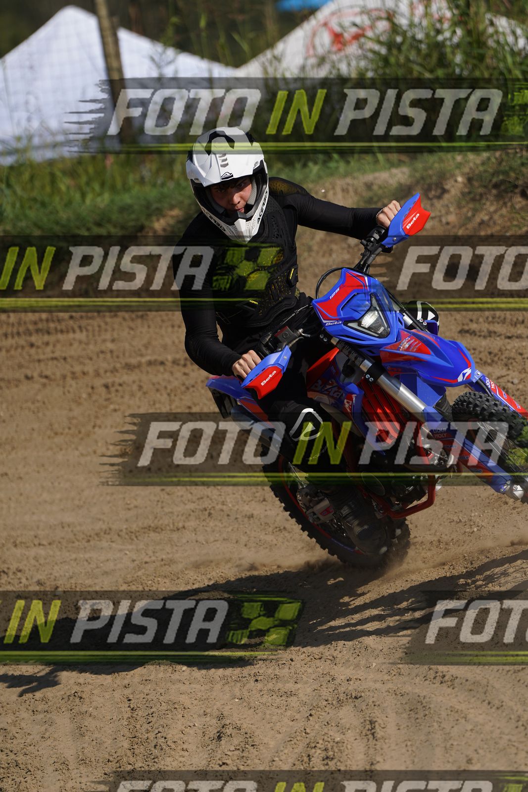 EICMA 19-09 15:00-16:00 · DOS00019
