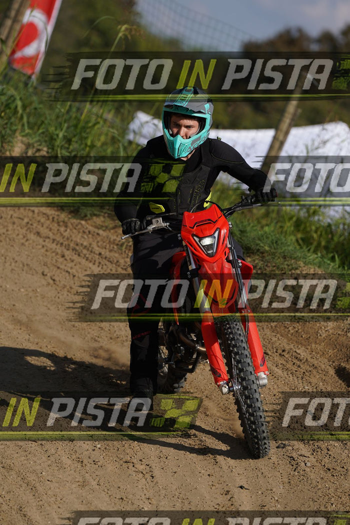 EICMA 19-09 15:00-16:00 · DOS00024