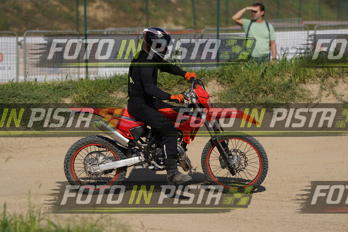 EICMA 19-09 15:00-16:00 · DOS00029