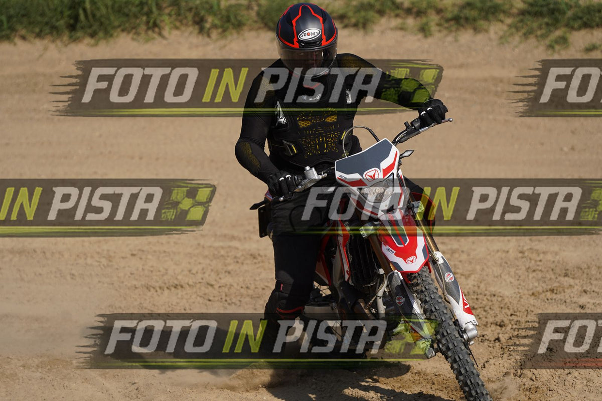 EICMA 19-09 15:00-16:00 · DOS00036