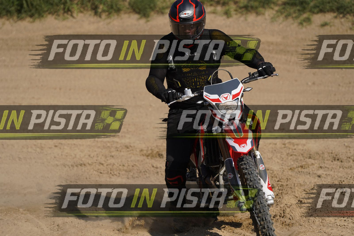 EICMA 19-09 15:00-16:00 · DOS00037