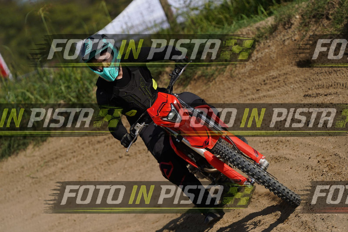 EICMA 19-09 15:00-16:00 · DOS00044