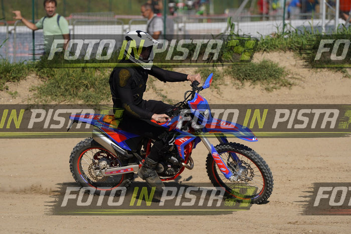 EICMA 19-09 15:00-16:00 · DOS00045