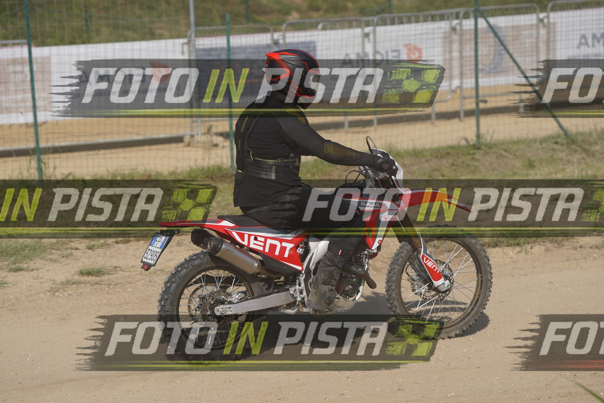 EICMA 19-09 15:00-16:00 · DOS00064