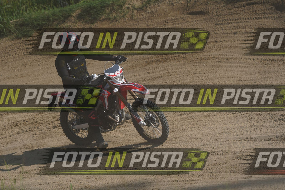EICMA 19-09 15:00-16:00 · DOS00070