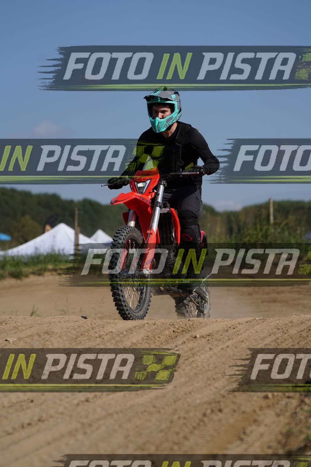 EICMA 19-09 15:00-16:00 · DOS00078