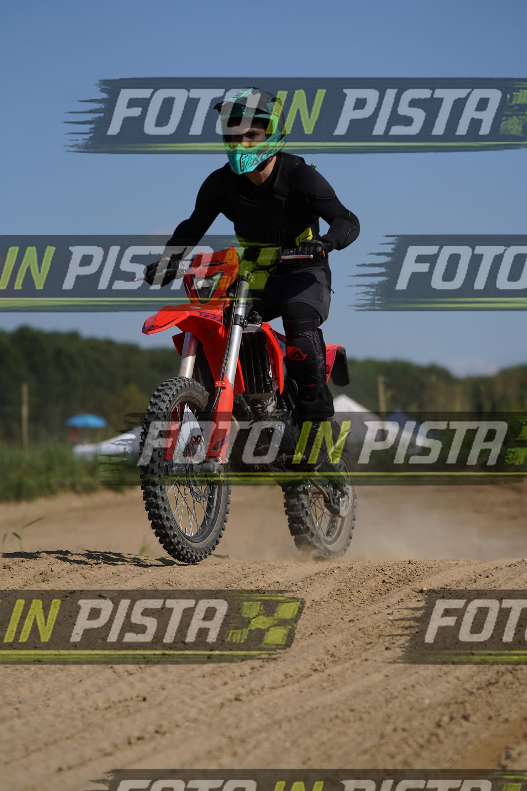 EICMA 19-09 15:00-16:00 · DOS00079