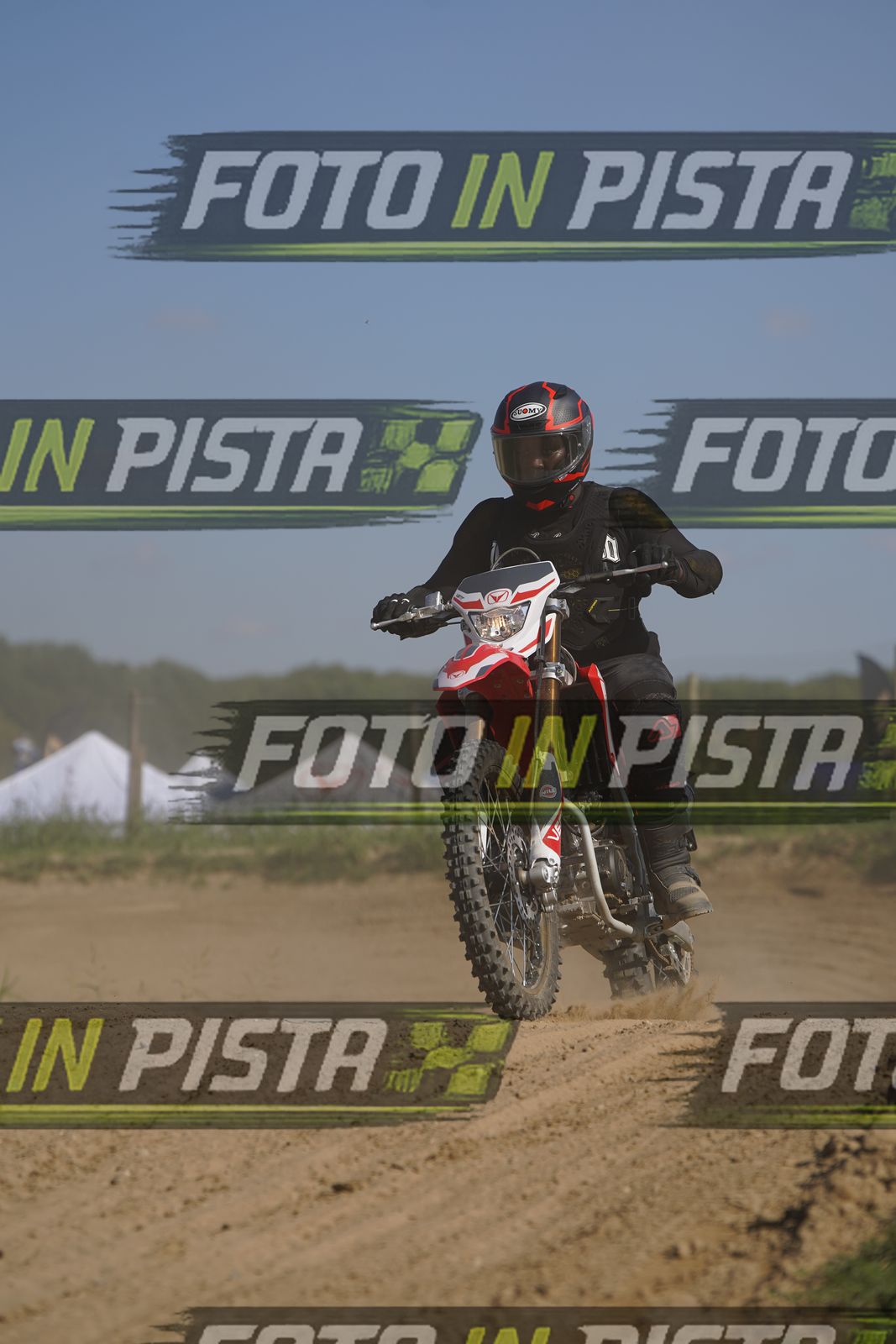EICMA 19-09 15:00-16:00 · DOS00102