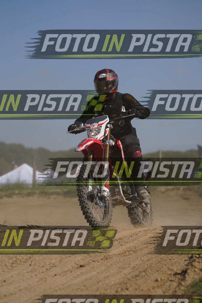 EICMA 19-09 15:00-16:00 · DOS00103