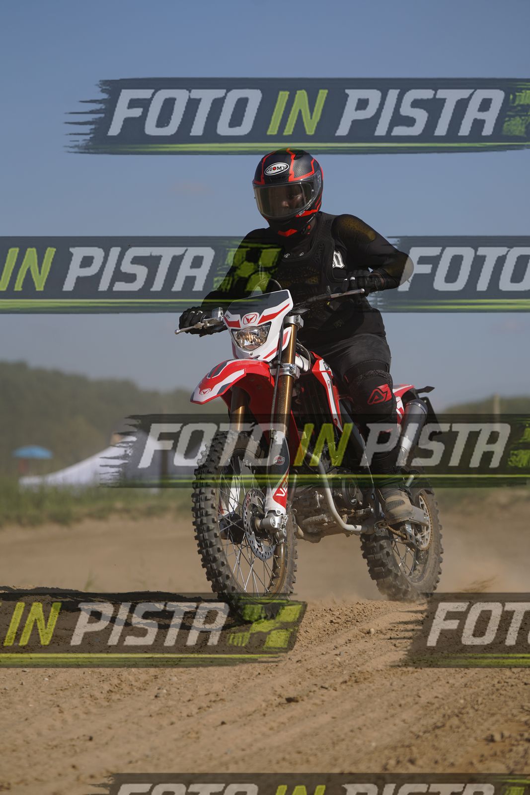 EICMA 19-09 15:00-16:00 · DOS00104