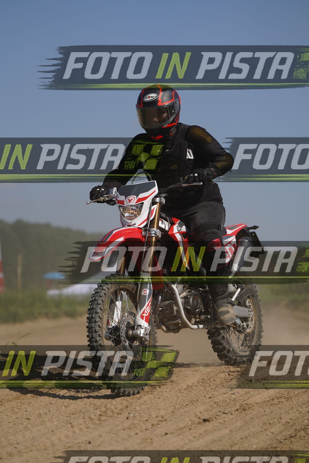 EICMA 19-09 15:00-16:00 · DOS00105