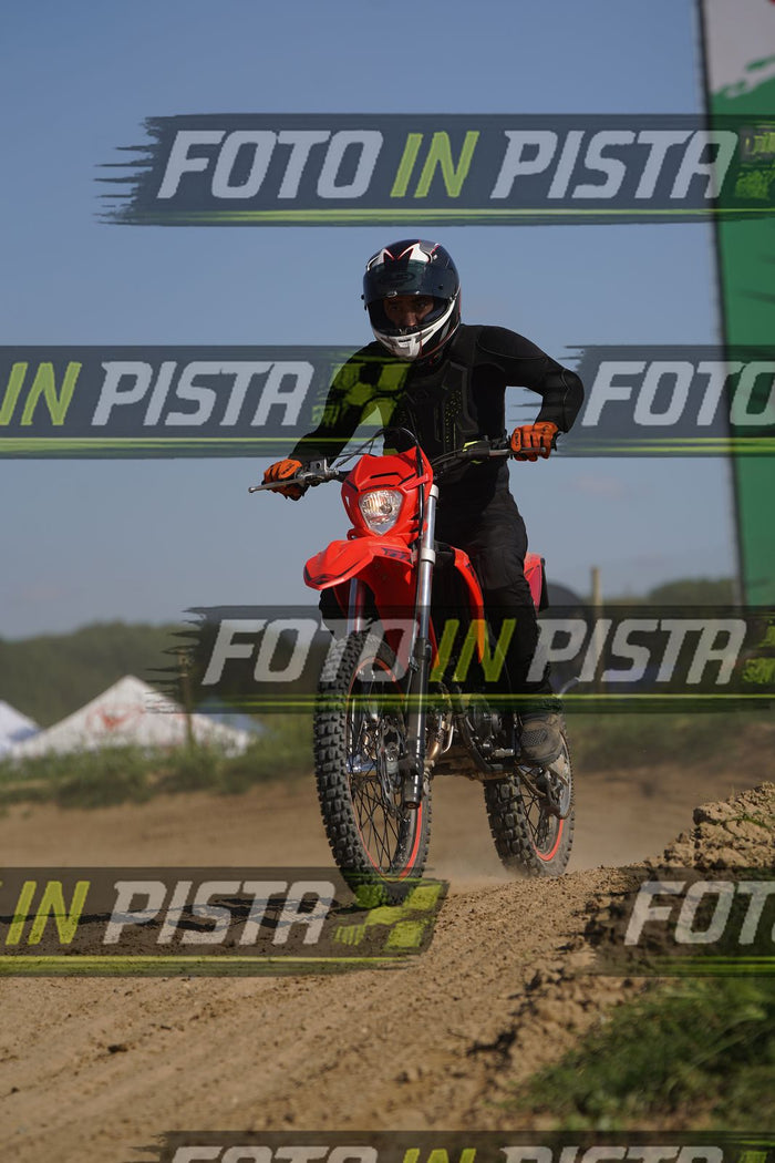 EICMA 19-09 15:00-16:00 · DOS00107