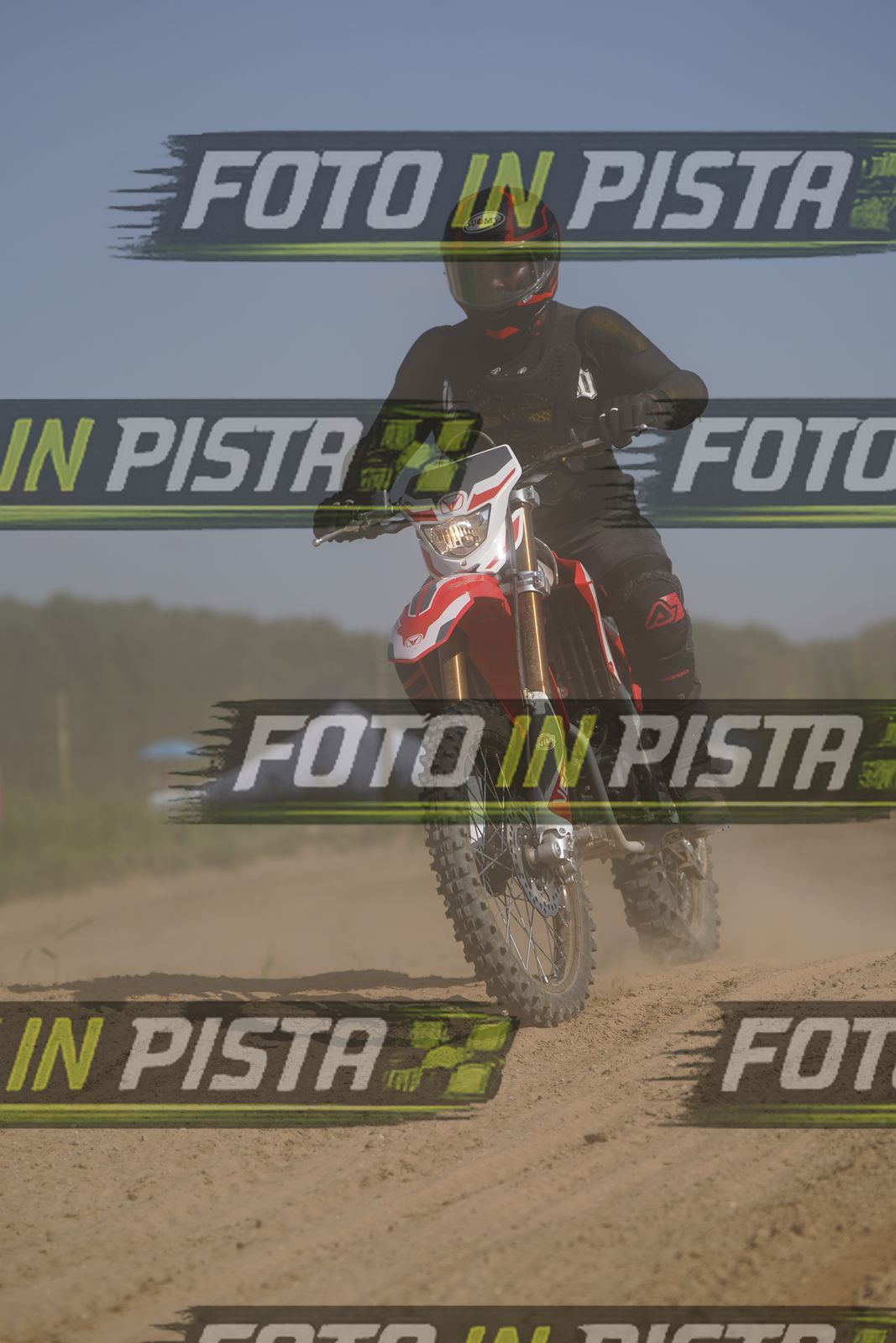 EICMA 19-09 15:00-16:00 · DOS00125