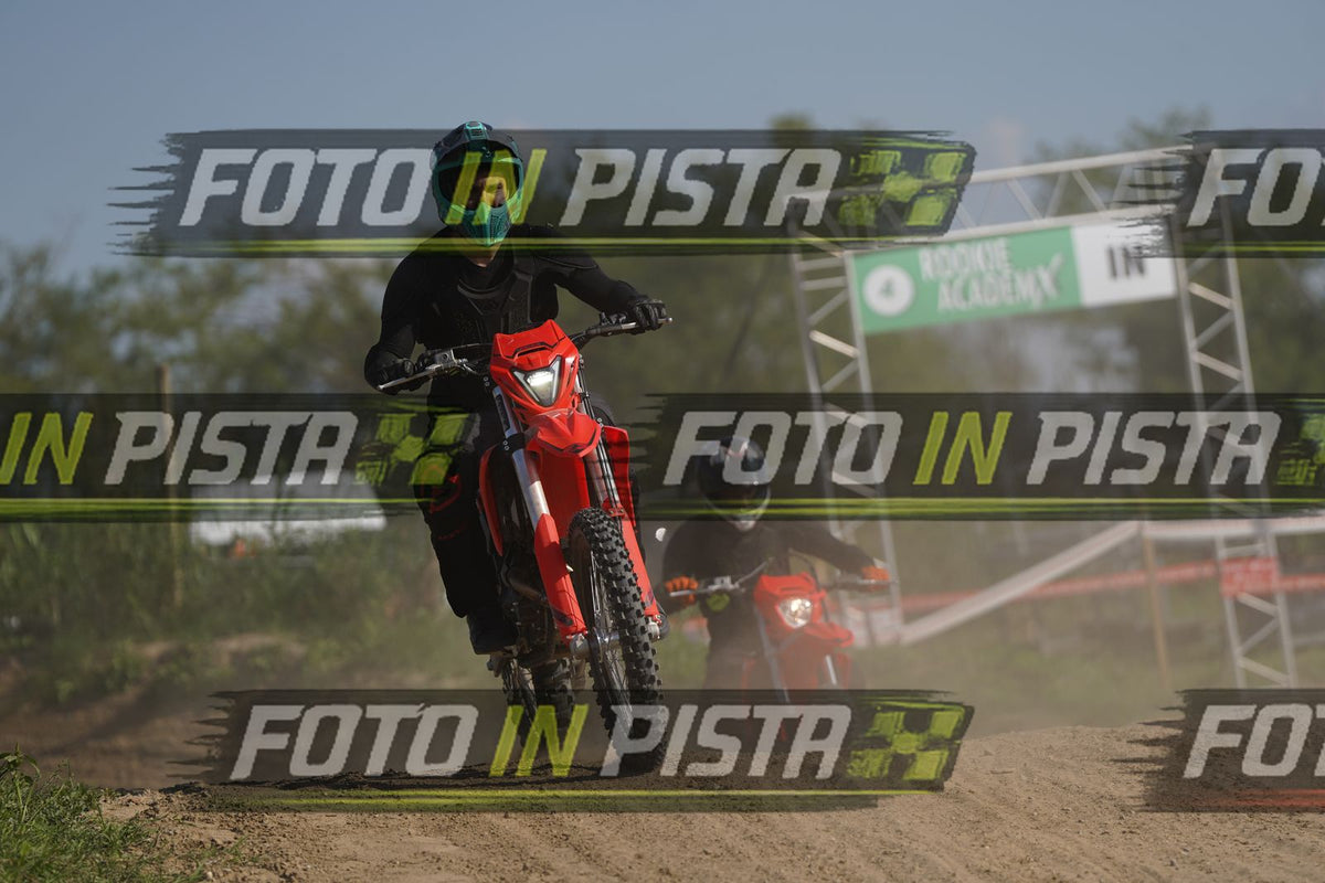 EICMA 19-09 15:00-16:00 · DOS00131