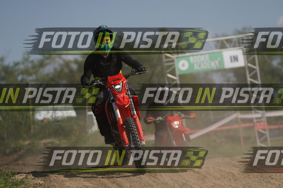 EICMA 19-09 15:00-16:00 · DOS00132