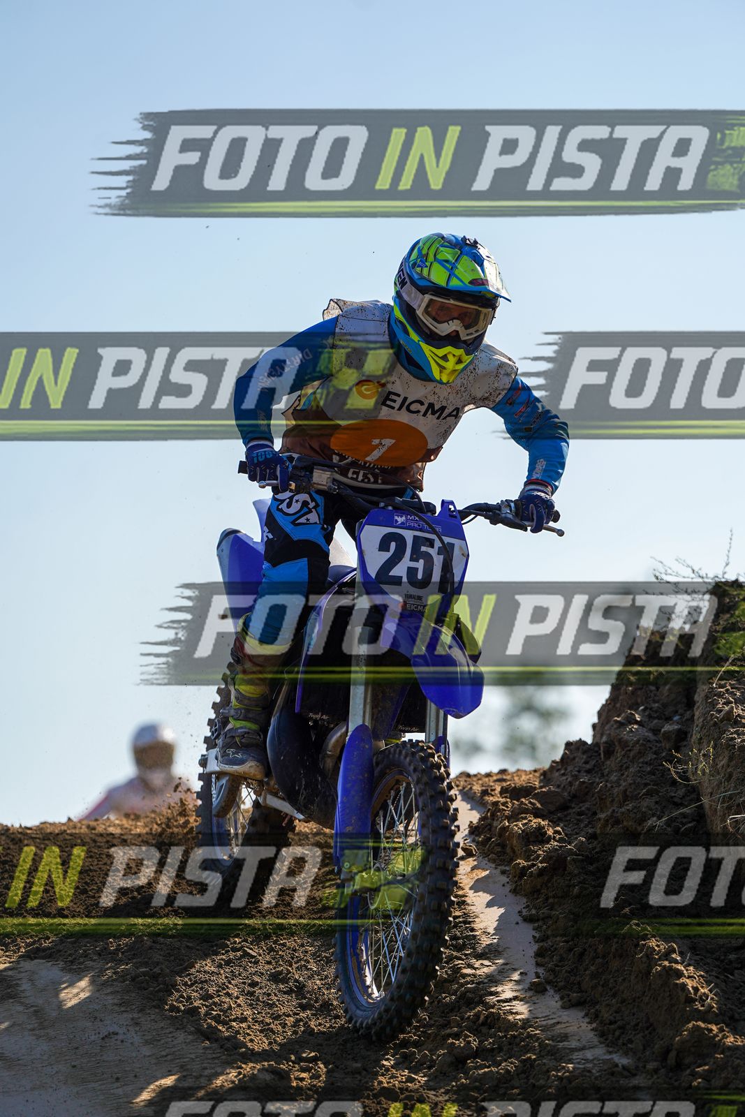 EICMA 19-09 16:00-17:00 · DOS00148