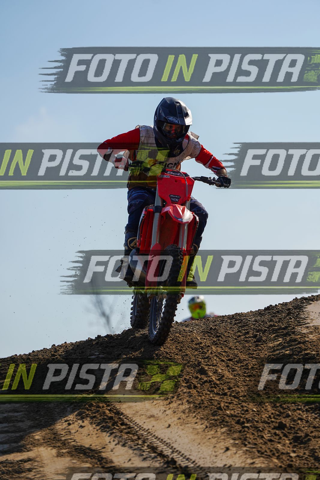 EICMA 19-09 16:00-17:00 · DOS00158