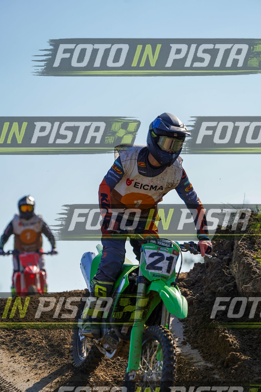 EICMA 19-09 16:00-17:00 · DOS00165