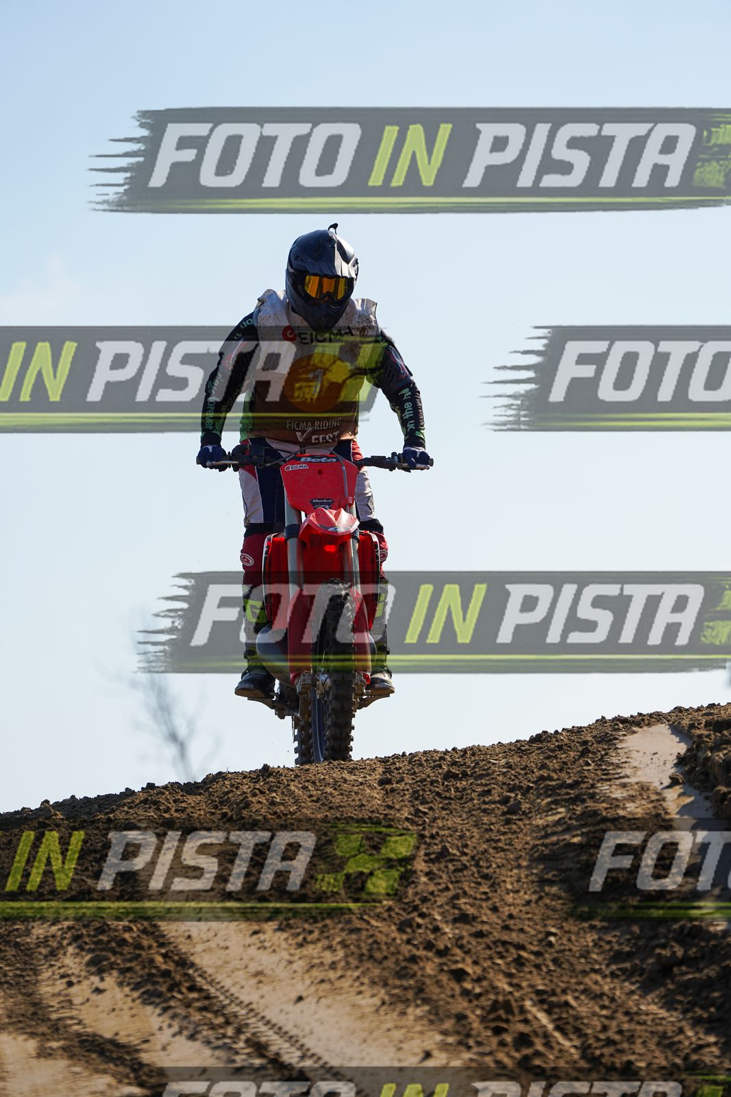 EICMA 19-09 16:00-17:00 · DOS00166