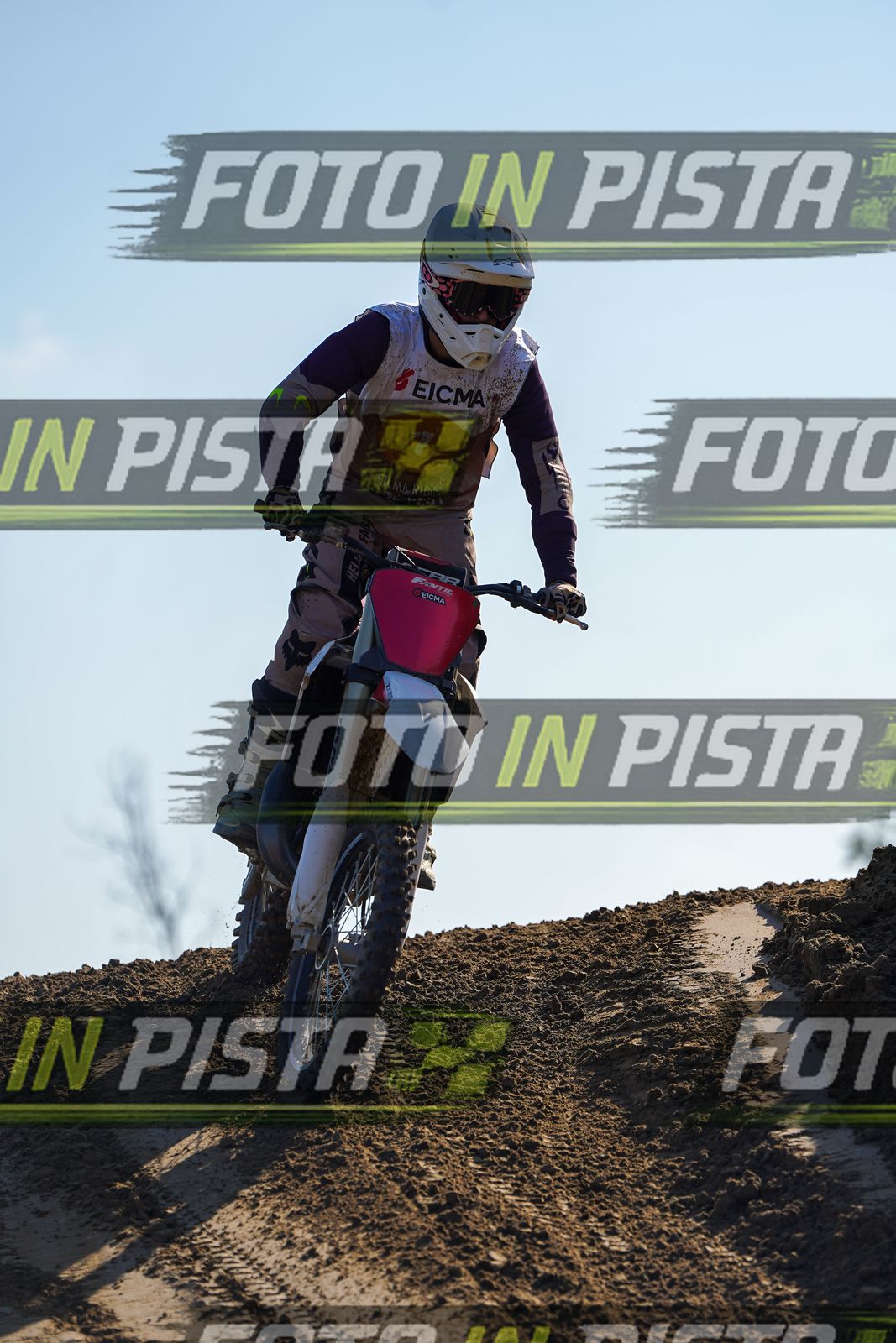 EICMA 19-09 16:00-17:00 · DOS00172