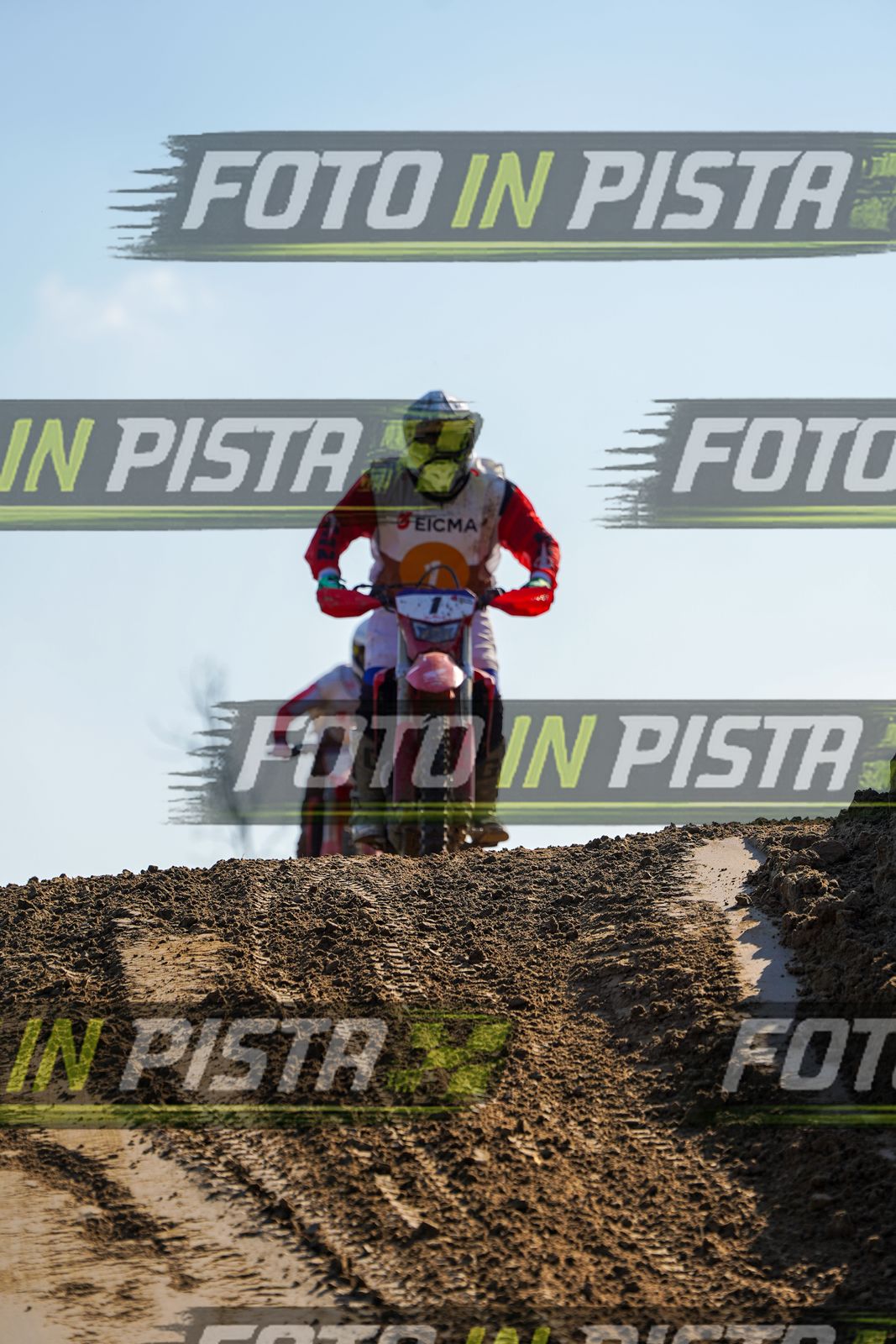EICMA 19-09 16:00-17:00 · DOS00196