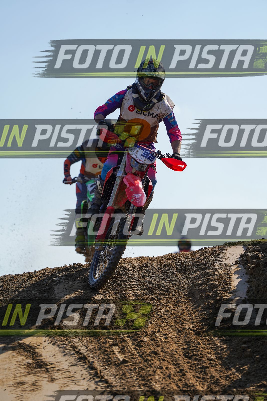 EICMA 19-09 16:00-17:00 · DOS00203