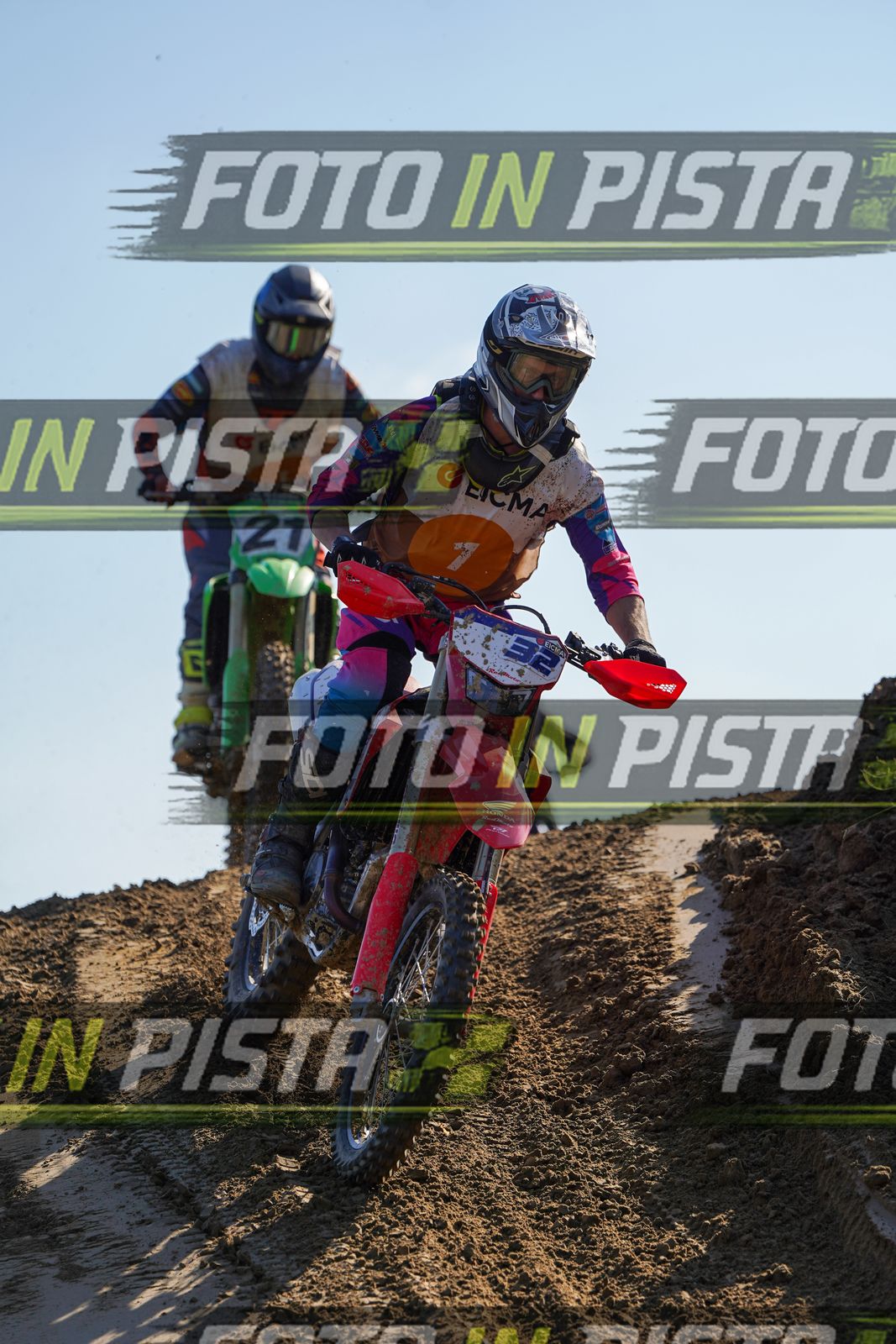 EICMA 19-09 16:00-17:00 · DOS00205